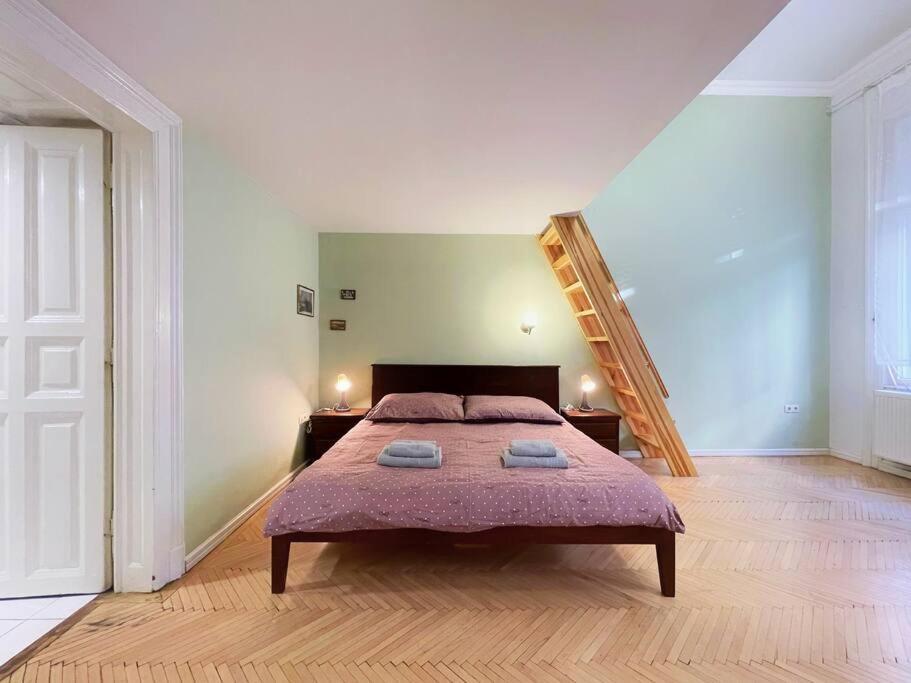 A10 Budapest Center Aparthotel Εξωτερικό φωτογραφία